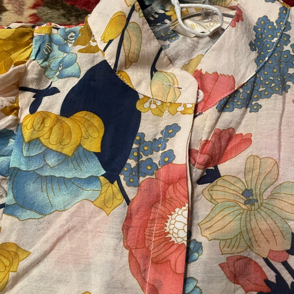 Floral Multicolor Blouse - Picture 6 of 7